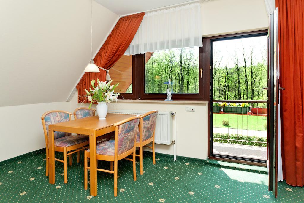 Restaurant & Hotel Baumhaus Hagen ซาสนิทซ์ ห้อง รูปภาพ